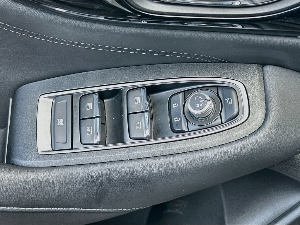 Used 2025 Subaru Outback Touring XT AWD/4WD image 18