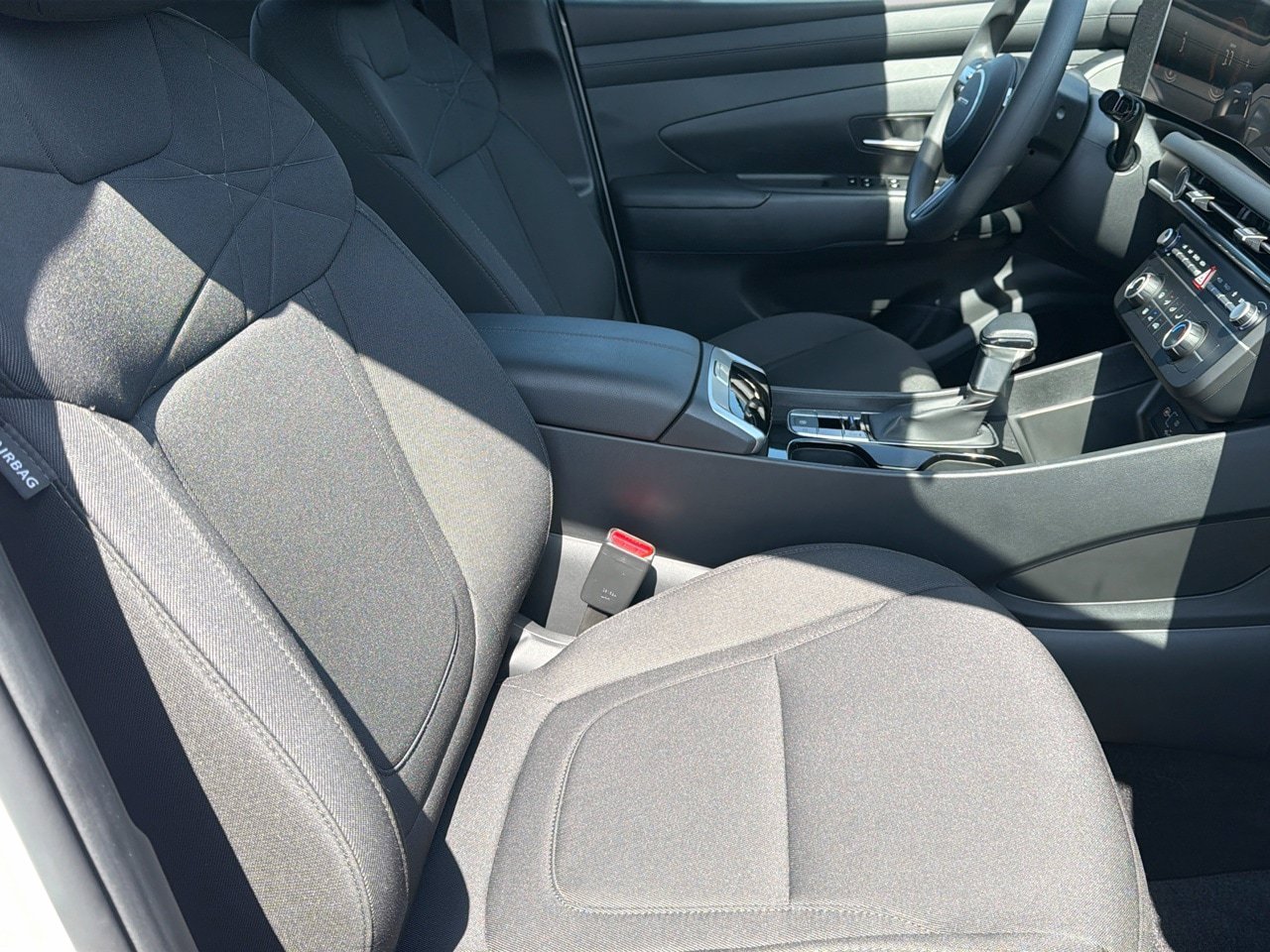 Certified 2025 Hyundai Tucson SE AWD/4WD image 25