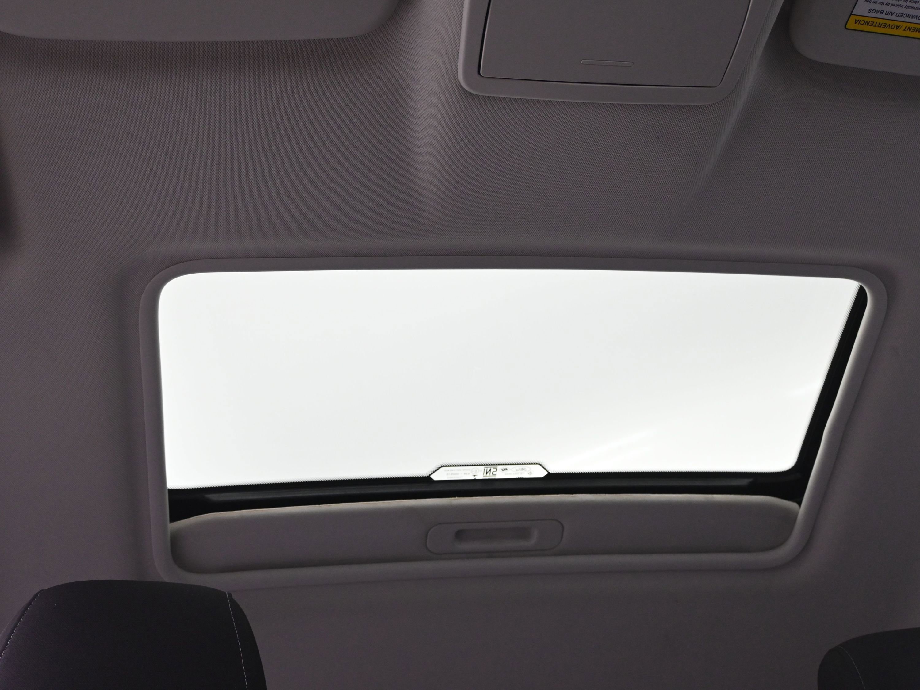 Used 2021 Ford EcoSport SE image 27