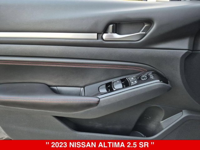 Certified 2023 Nissan Altima 2.5 SR FWD image 12
