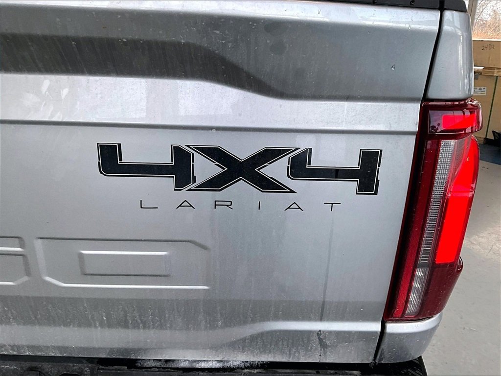 Used 2025 Ford F150 Lariat w/ Equipment Group 501A Mid image 28