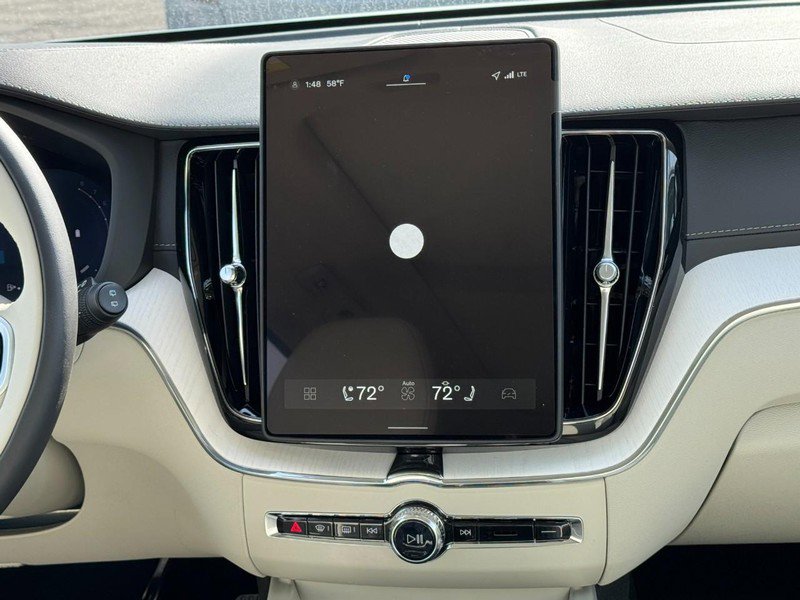 New 2026 Volvo XC60 B5 Ultra w/ Climate Package image 8