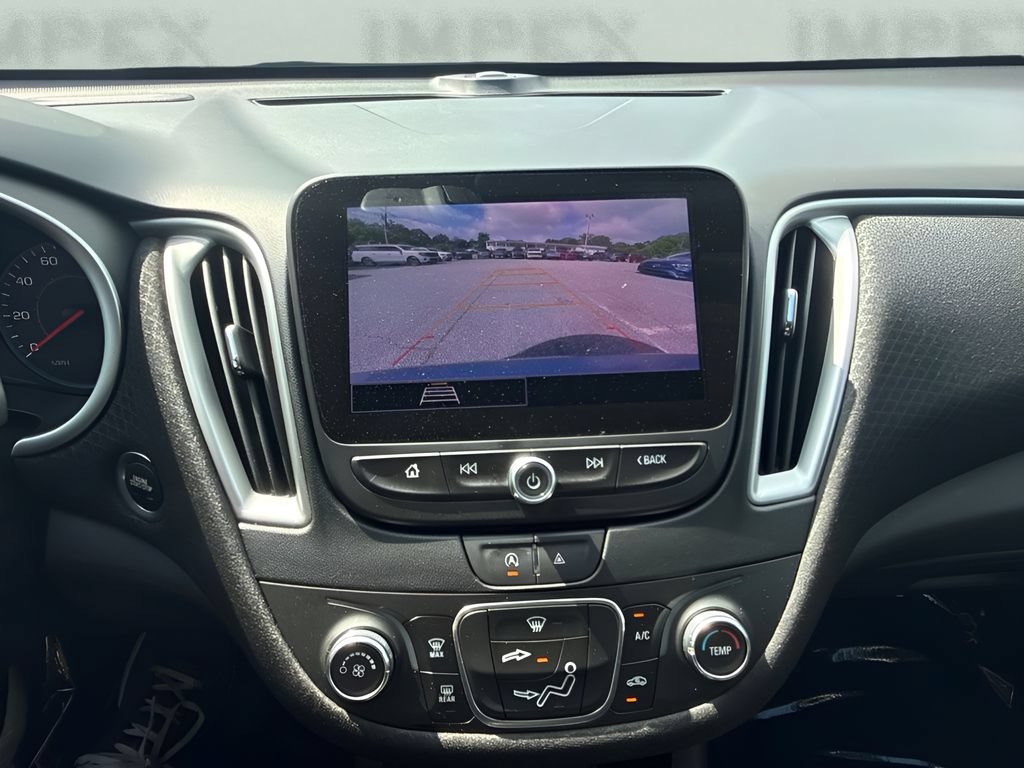 Used 2024 Chevrolet Malibu LS FWD image 9
