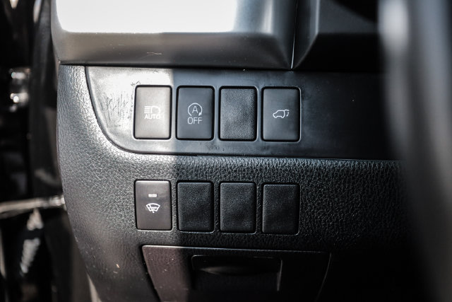 Used 2019 Toyota Highlander XLE AWD/4WD image 50