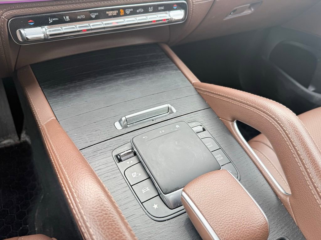 Used 2024 Mercedes-Benz GLE 350 4MATIC image 33