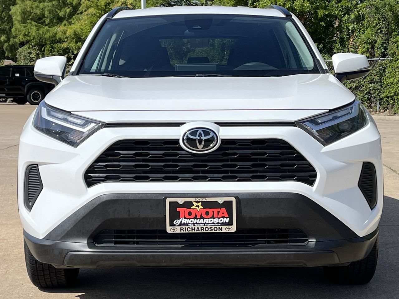 Used 2024 Toyota RAV4 XLE FWD image 7