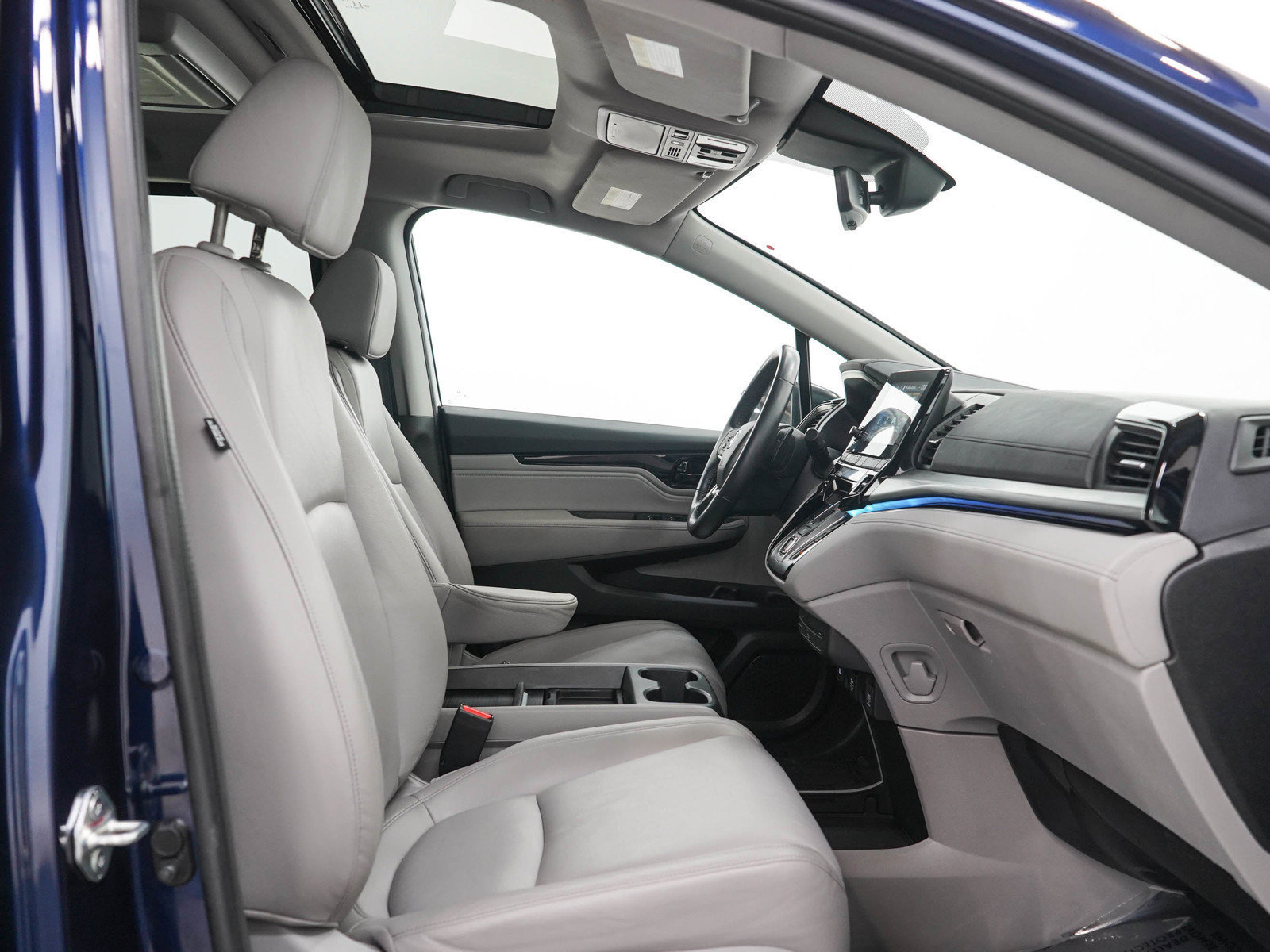 Used 2023 Honda Odyssey Touring image 13