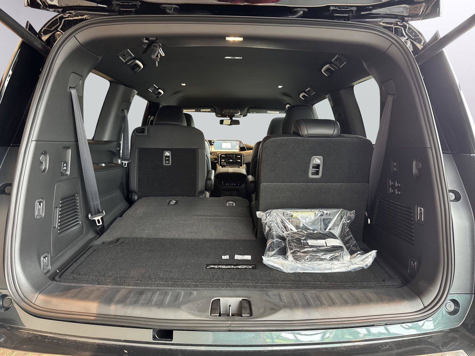 New 2026 Nissan Armada PRO-4X w/ Captain's Chari Seat Package AWD/4WD image 25