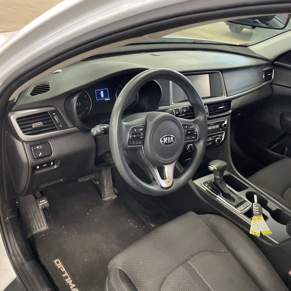 Used 2018 Kia Optima LX image 7