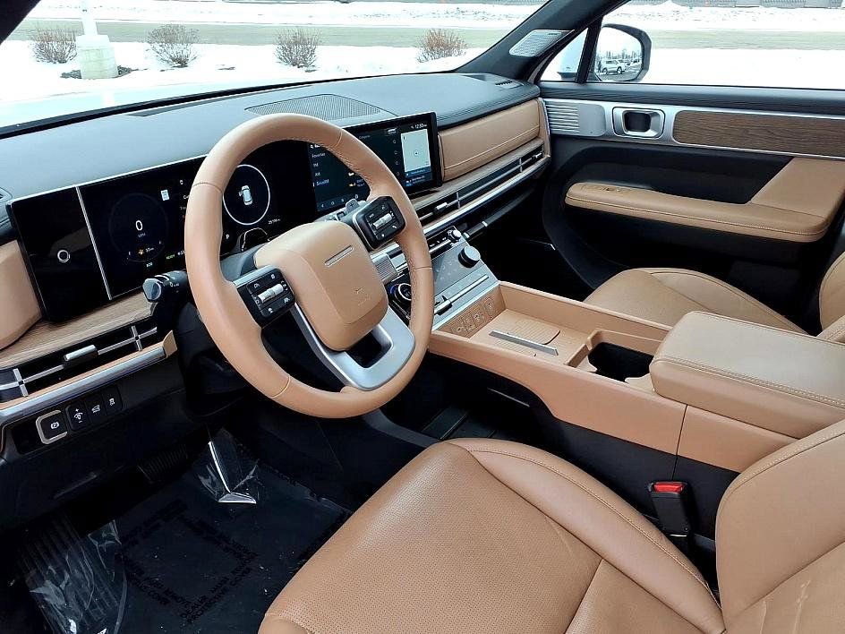 Used 2024 Hyundai Santa Fe Limited image 15