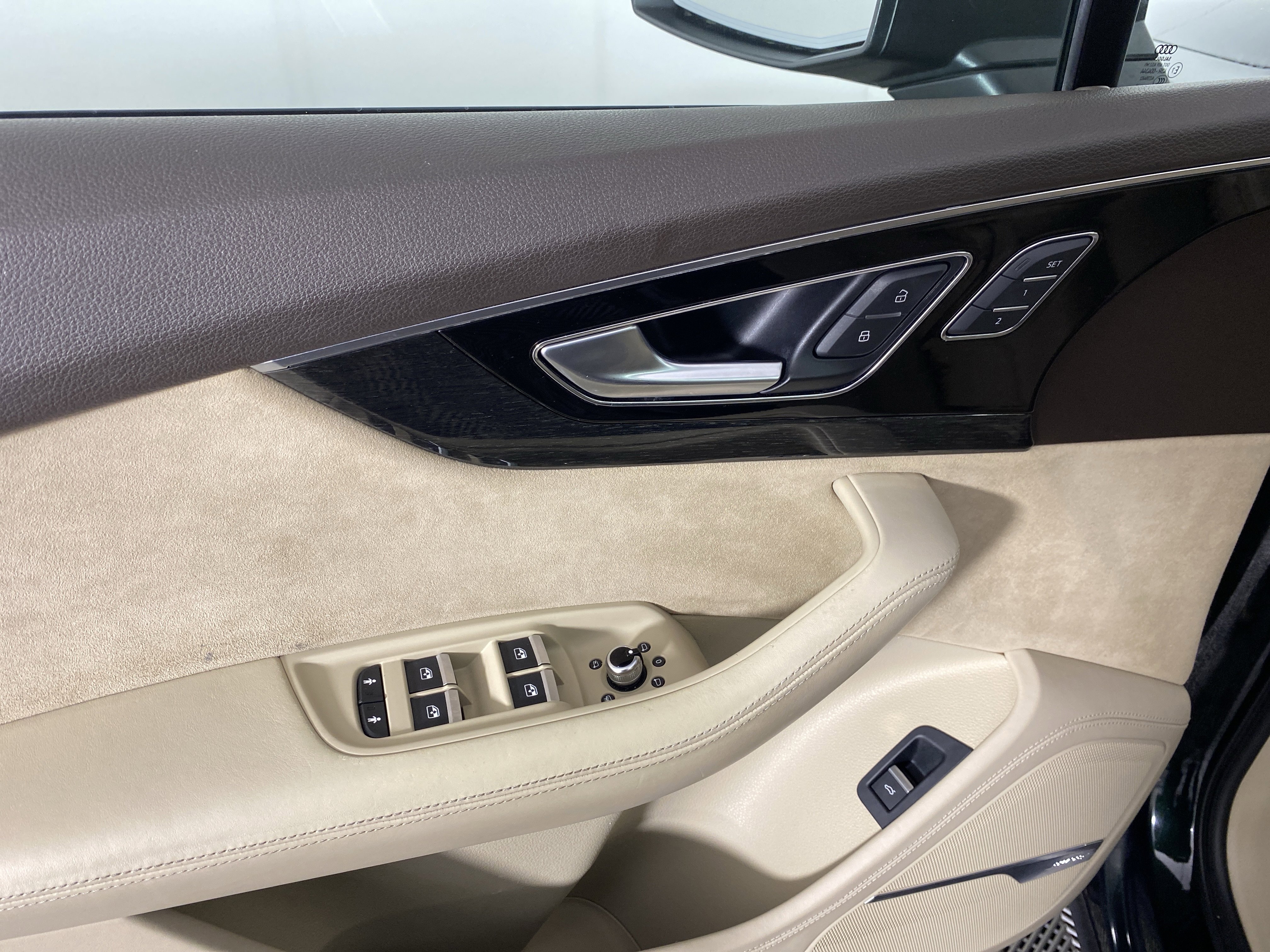 Used 2019 Audi Q7 3.0T Prestige image 15