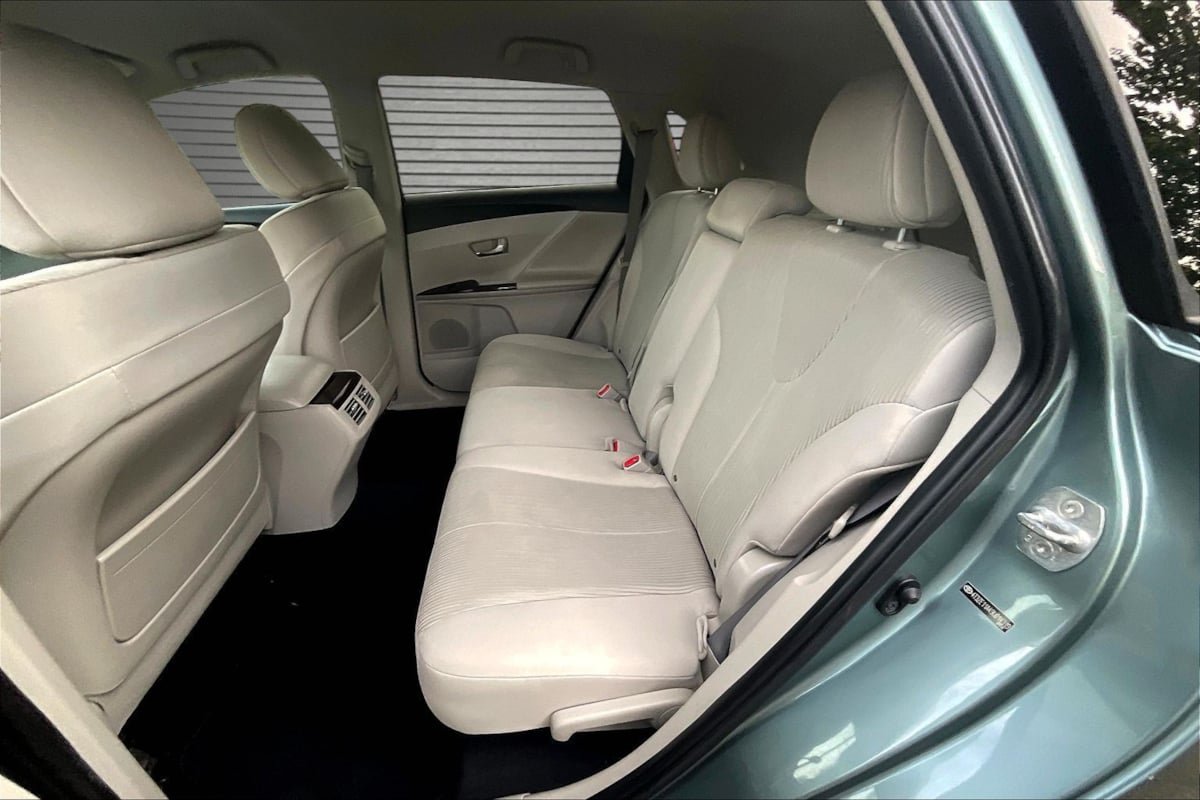 Used 2009 Toyota Venza w/ Convenience Pkg FWD image 21