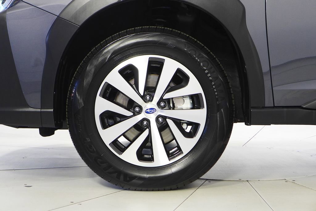 Certified 2025 Subaru Outback Premium image 5