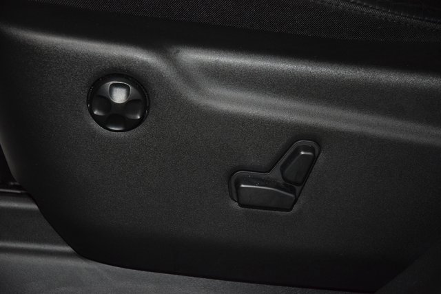 Used 2020 Jeep Grand Cherokee Altitude image 38