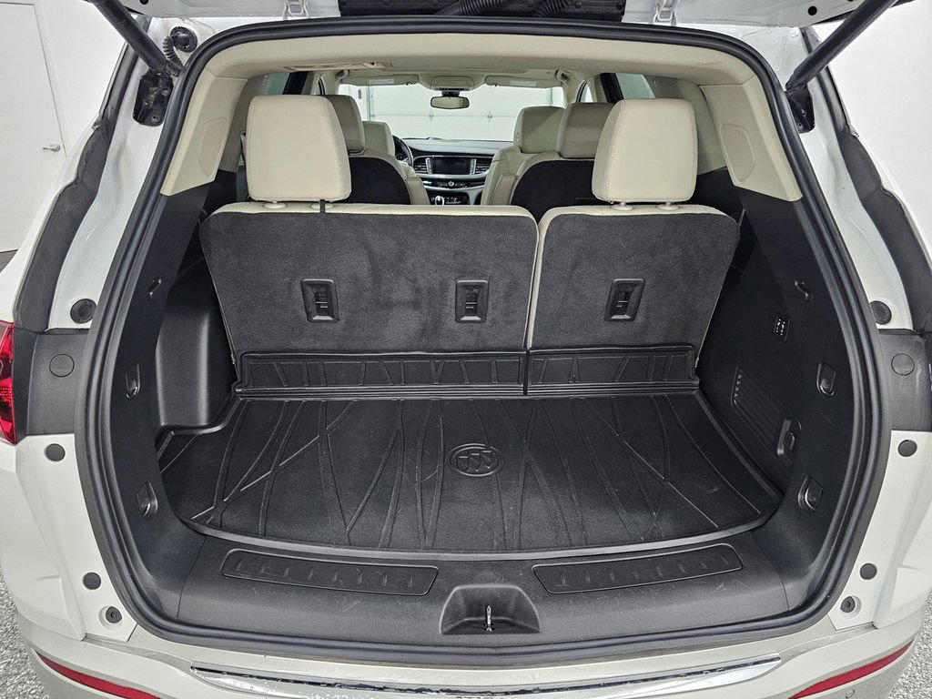Used 2020 Buick Enclave Premium w/ Sun and Sites Package AWD/4WD image 29