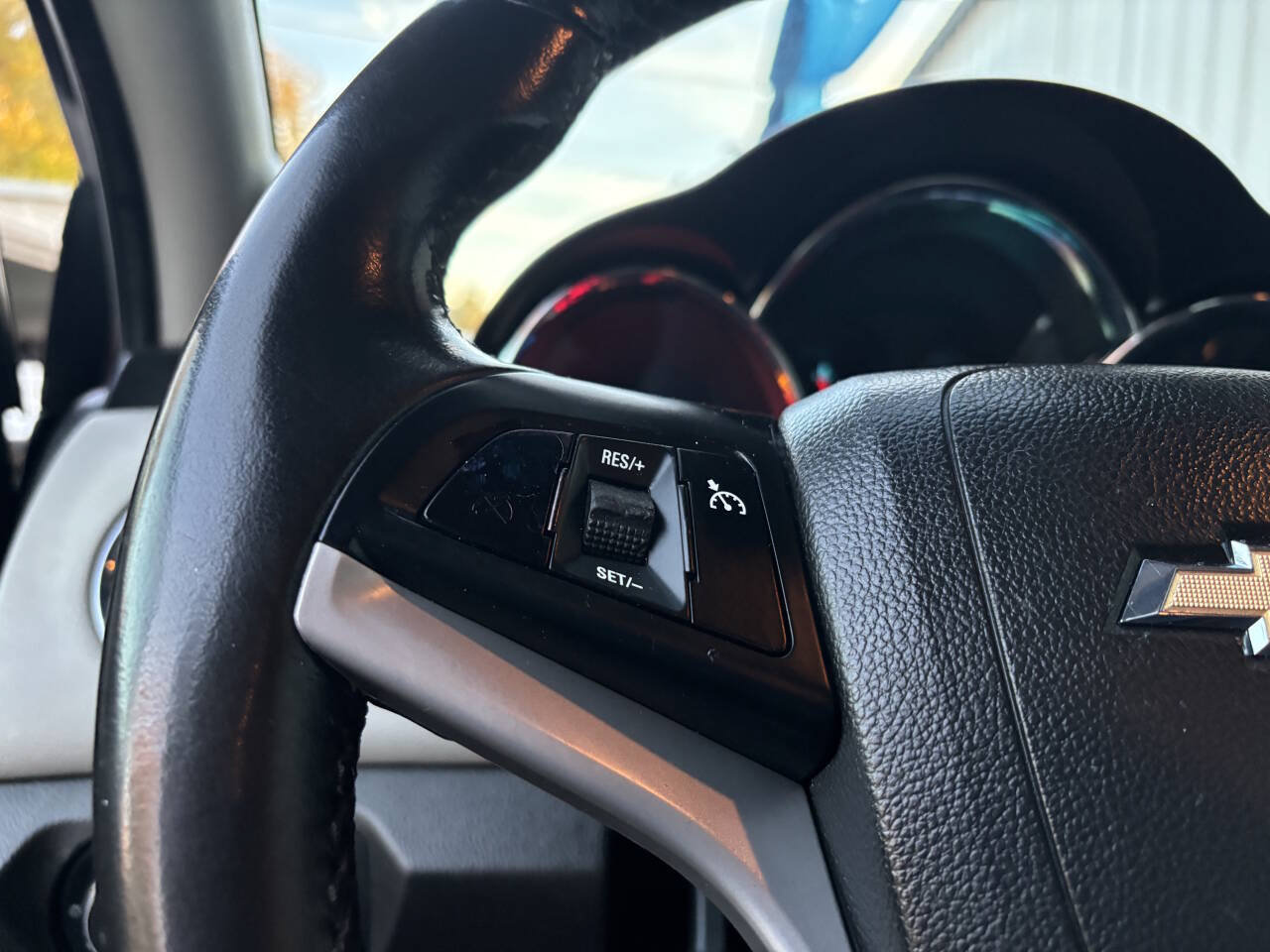 Used 2014 Chevrolet Cruze LT w/ All-Star Edition FWD image 33