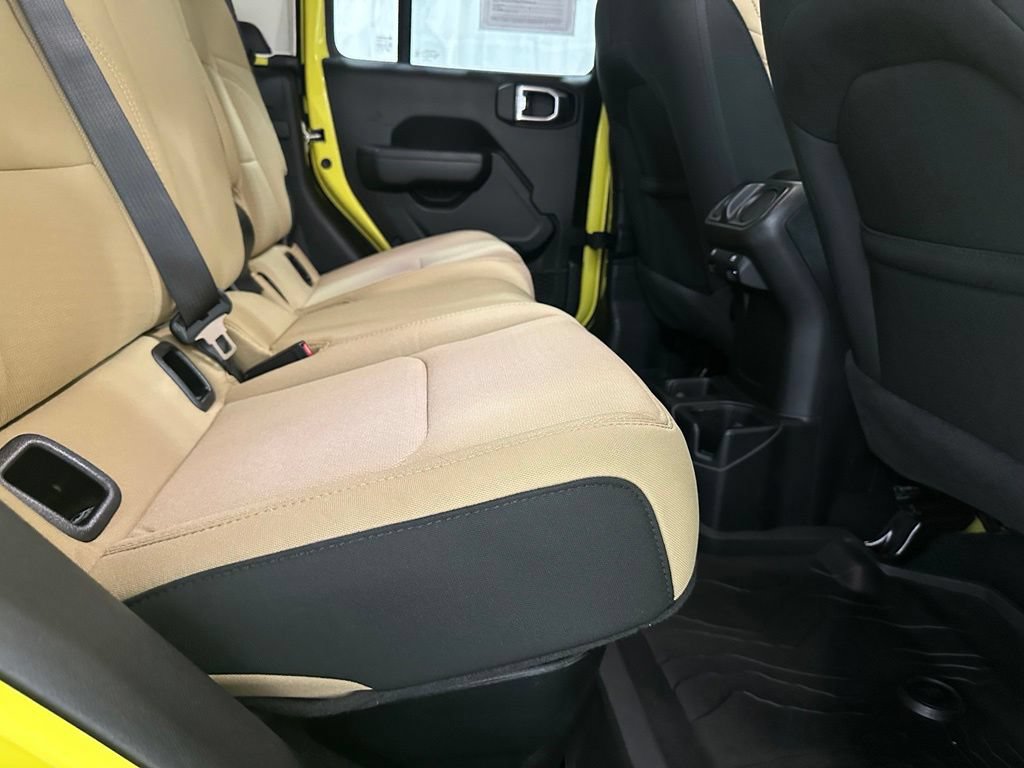 Used 2023 Jeep Gladiator Sport AWD/4WD image 54
