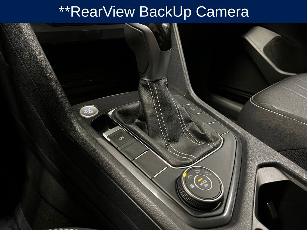 Used 2023 Volkswagen Tiguan SE w/ Panoramic Sunroof Package AWD/4WD image 15