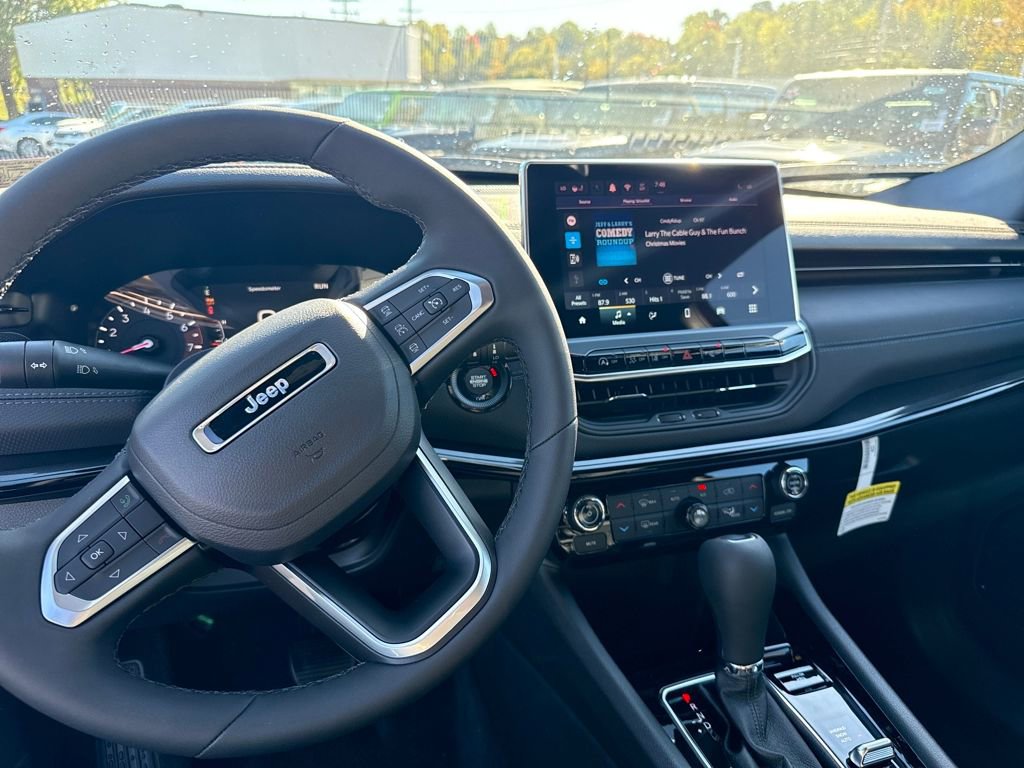 New 2026 Jeep Compass Limited image 13