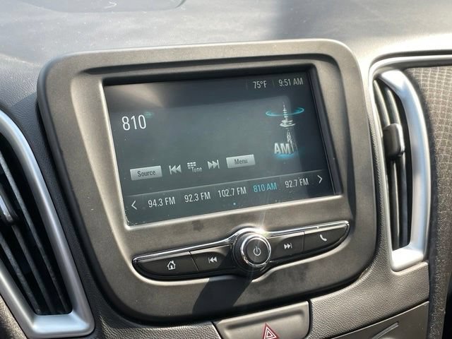 Used 2017 Chevrolet Malibu LS FWD image 17