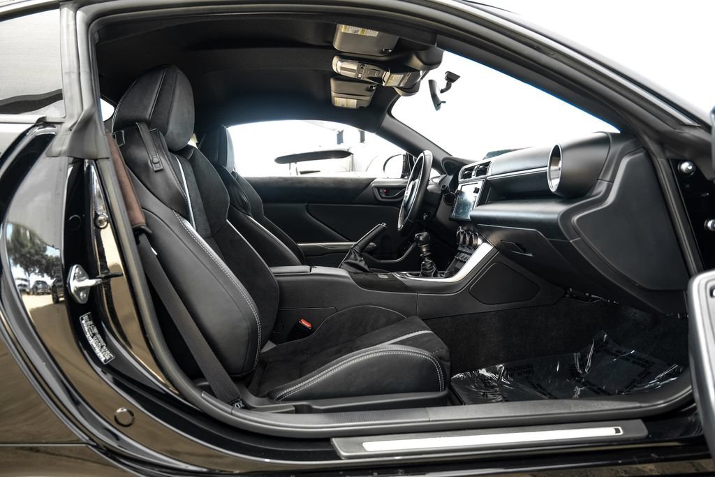 Used 2024 Toyota GR86 Premium w/ Performance Package RWD image 35