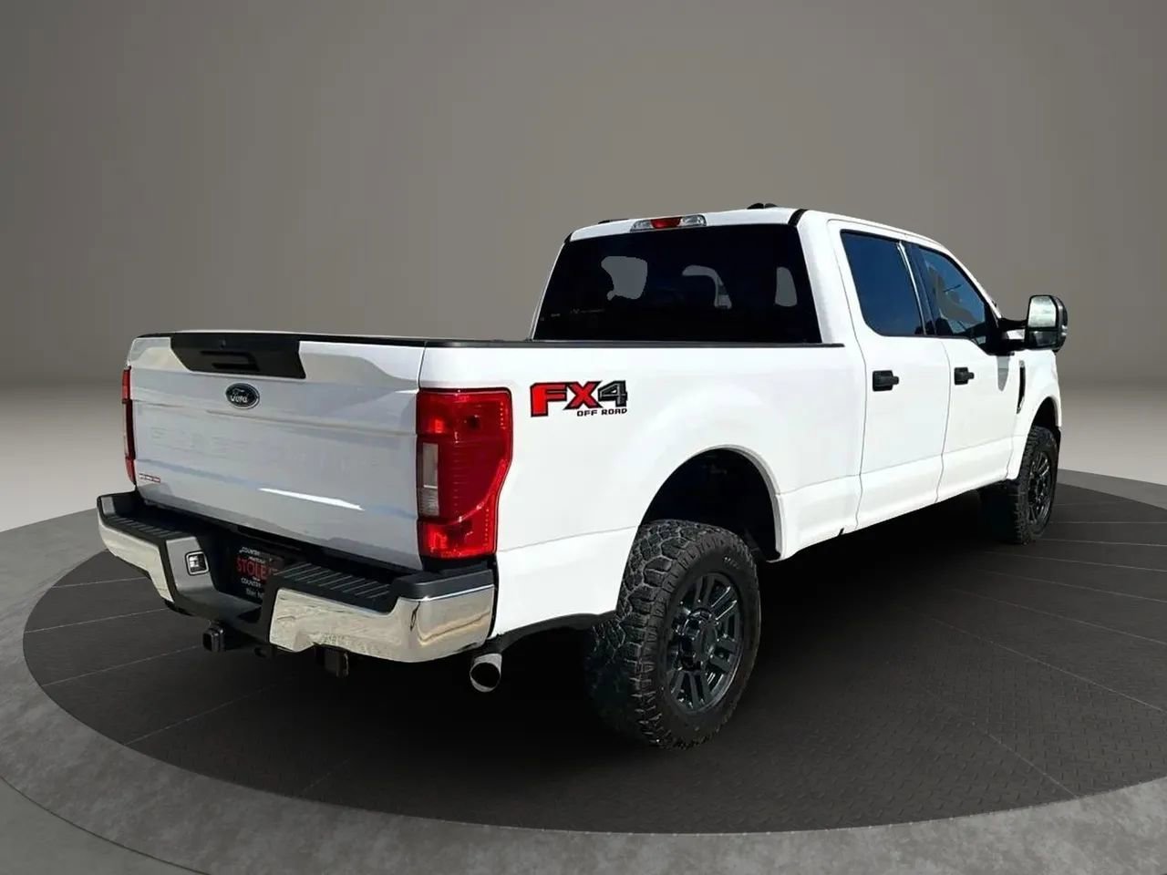 Used 2021 Ford F250 XLT image 5