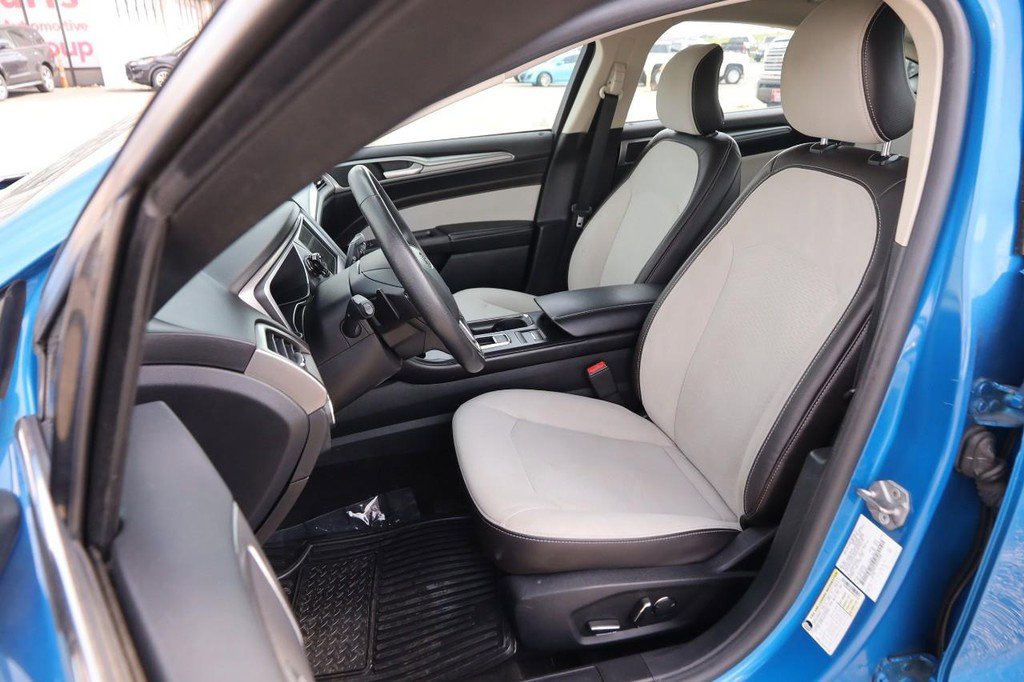 Used 2019 Ford Fusion SE w/ Equipment Group 151A image 8
