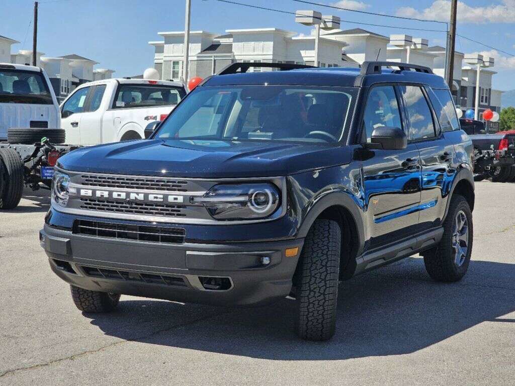 Used 2023 Ford Bronco Sport Badlands w/ Premium Package image 12