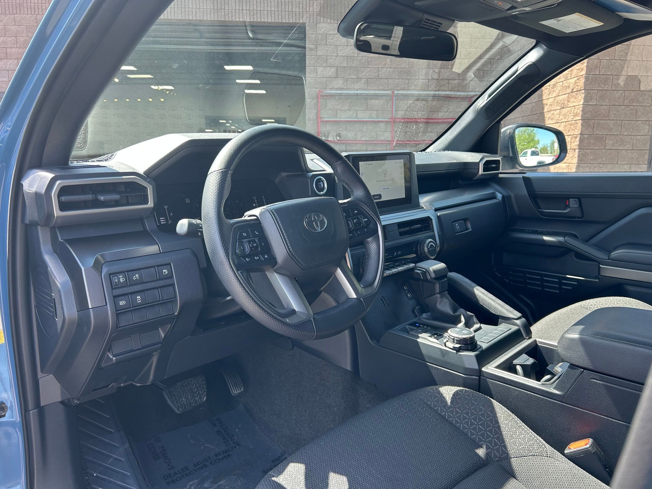 Used 2025 Toyota 4Runner SR5 AWD/4WD image 11