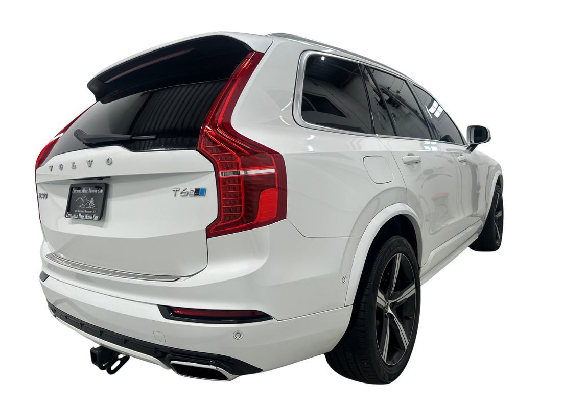 Used 2017 Volvo XC90 T6 R-Design w/ Vision Package image 4