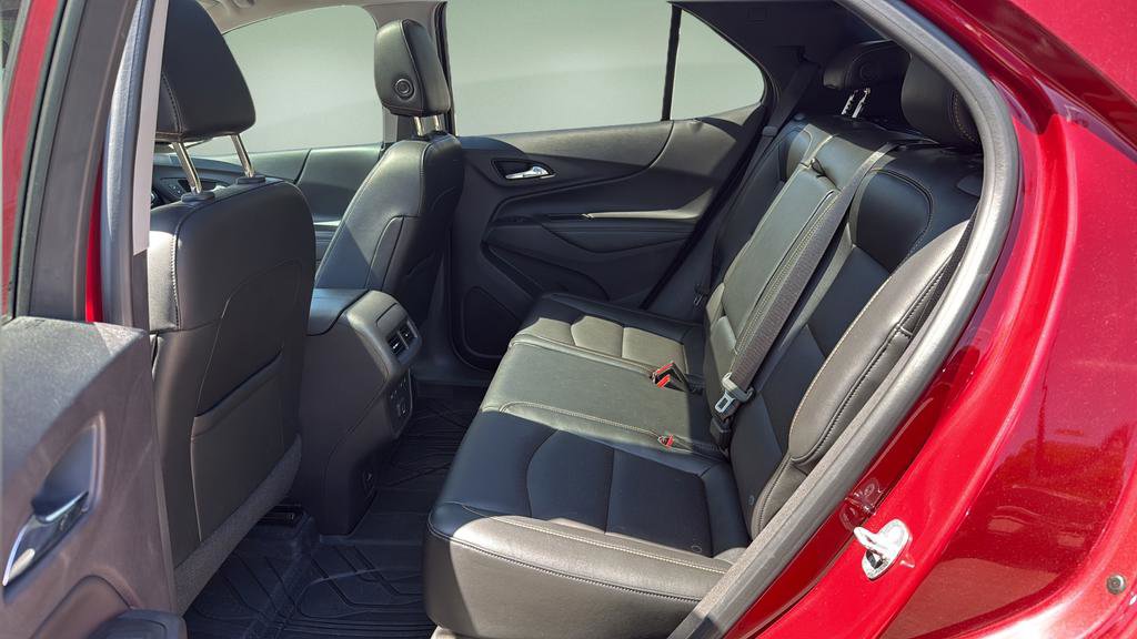 Used 2020 Chevrolet Equinox Premier AWD/4WD image 15