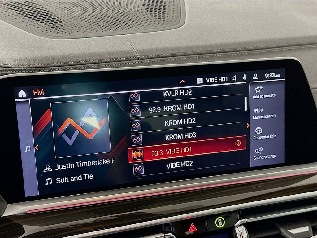 Used 2023 BMW X5 xDrive40i w/ Premium Package image 14