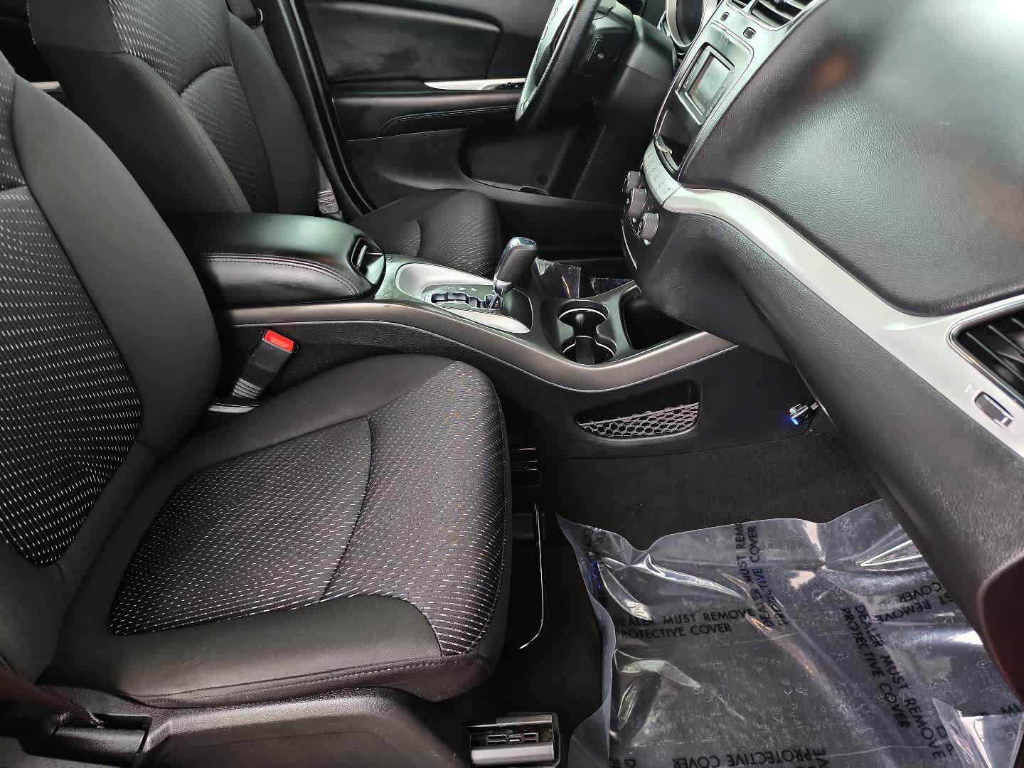 Used 2020 Dodge Journey SE FWD image 23