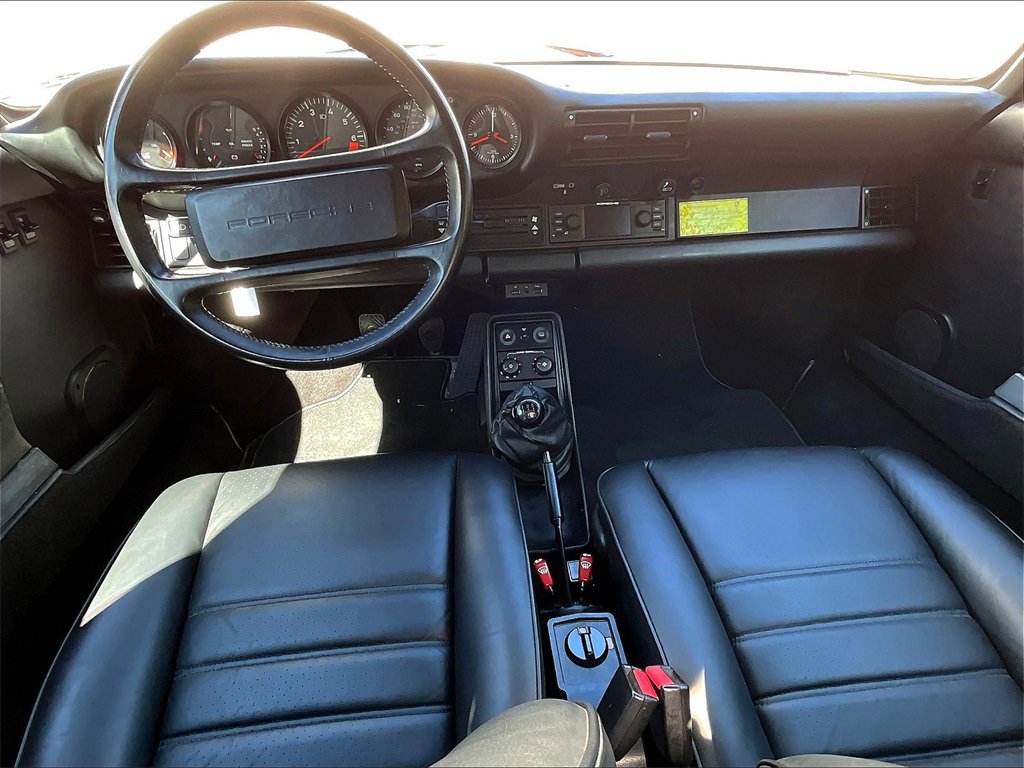 Used 1986 Porsche 911 Carrera image 18