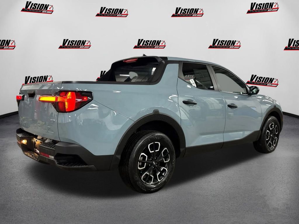 Used 2023 Hyundai Santa Cruz SE w/ Cargo Package image 5