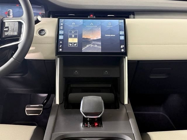 New 2026 Land Rover Discovery Sport Landmark AWD/4WD image 21