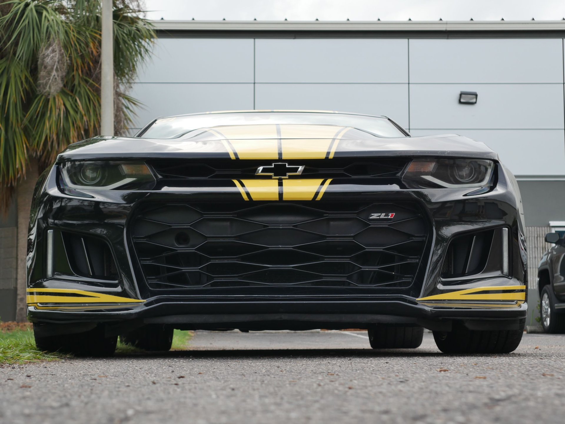 Used 2020 Chevrolet Camaro ZL1 RWD image 21