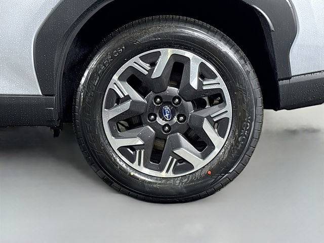 New 2026 Subaru Forester Premium image 32