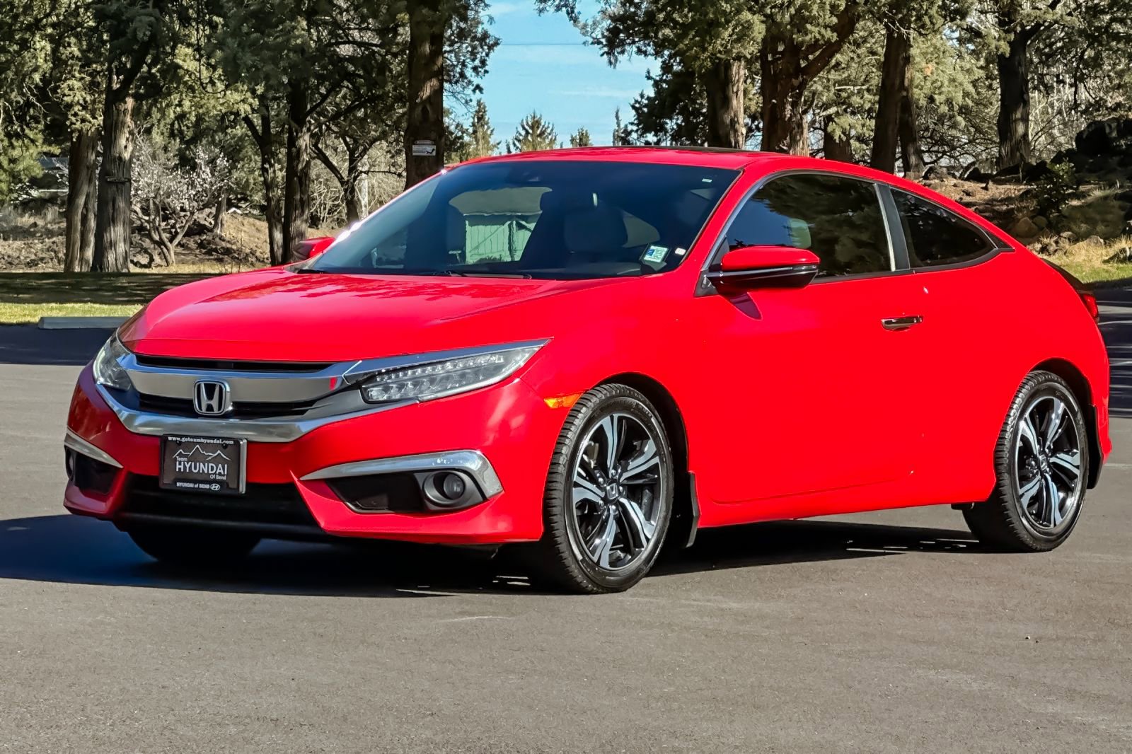 Used 2016 Honda Civic Touring image 9