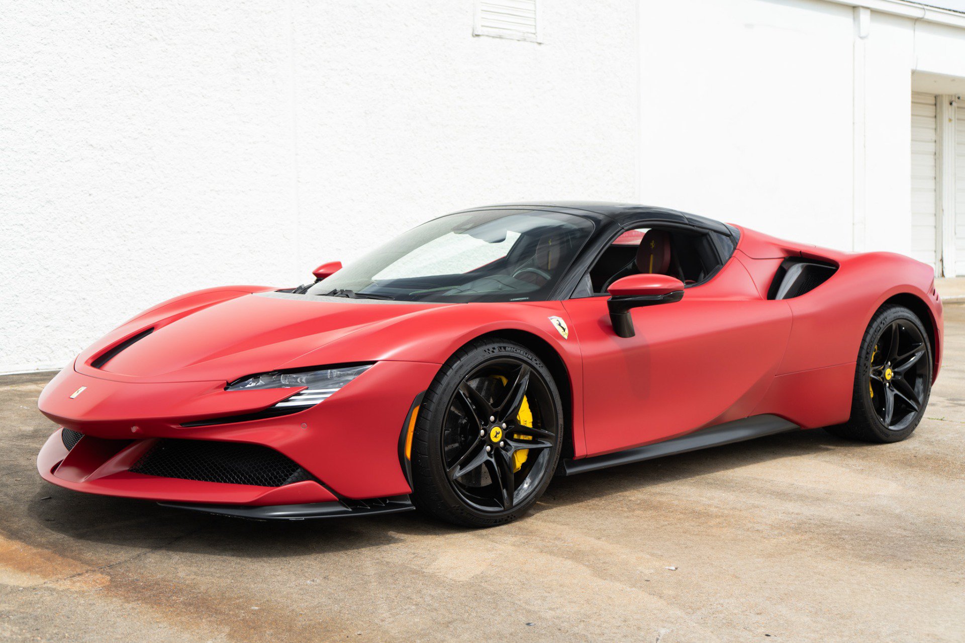 Used 2023 Ferrari SF90 Spider AWD/4WD image 15