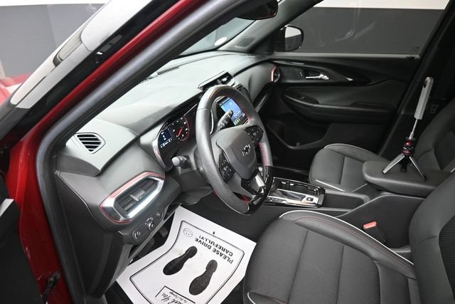 Used 2023 Chevrolet TrailBlazer RS w/ Convenience Package AWD/4WD image 14