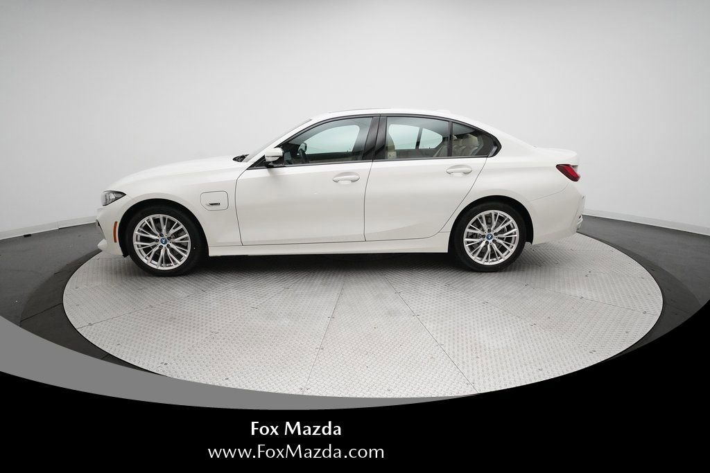 Used 2023 BMW 330e xDrive w/ Driving Assistance Package image 23
