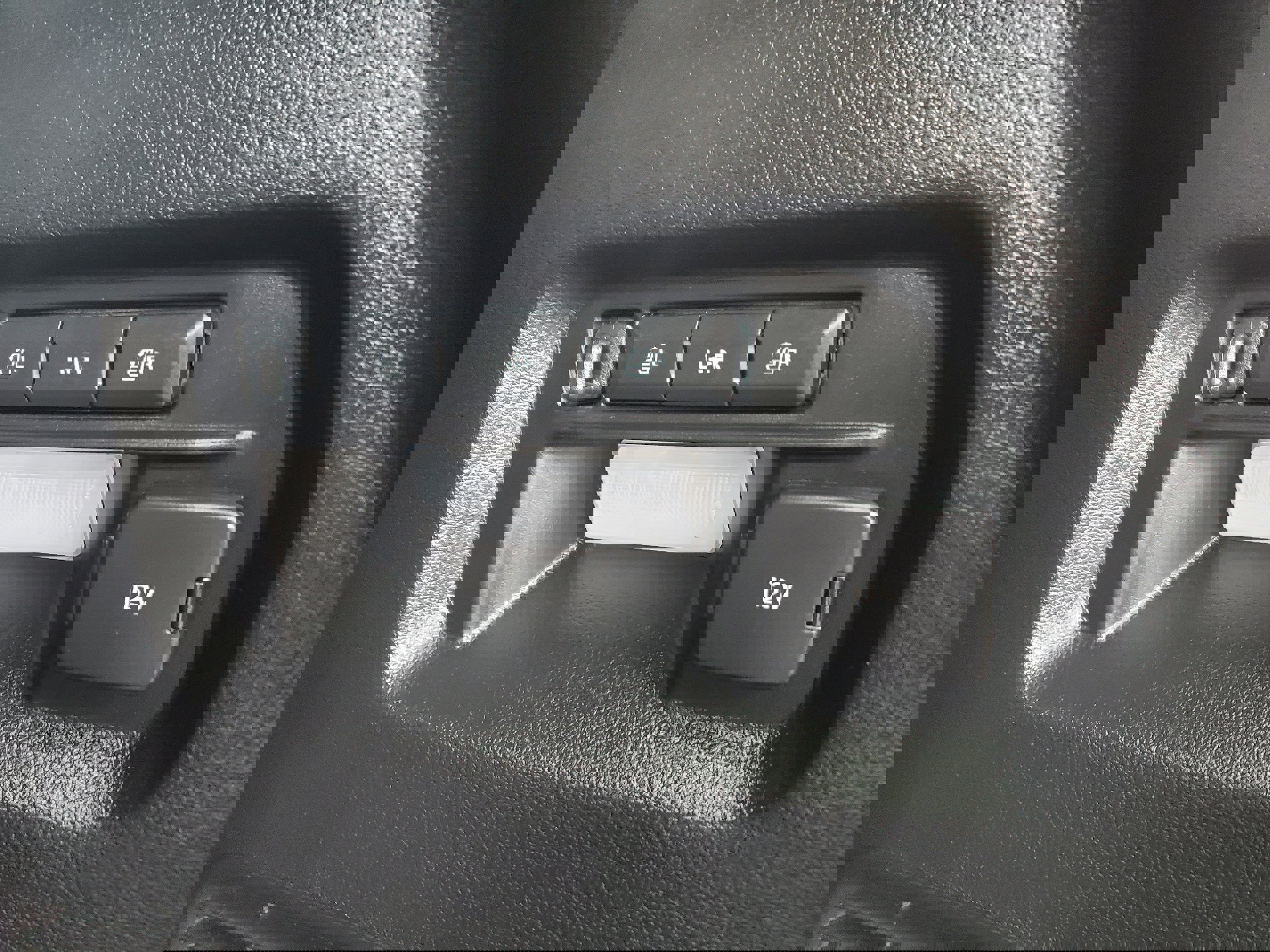 Used 2020 Ford Explorer ST w/ ST Street Pack image 35