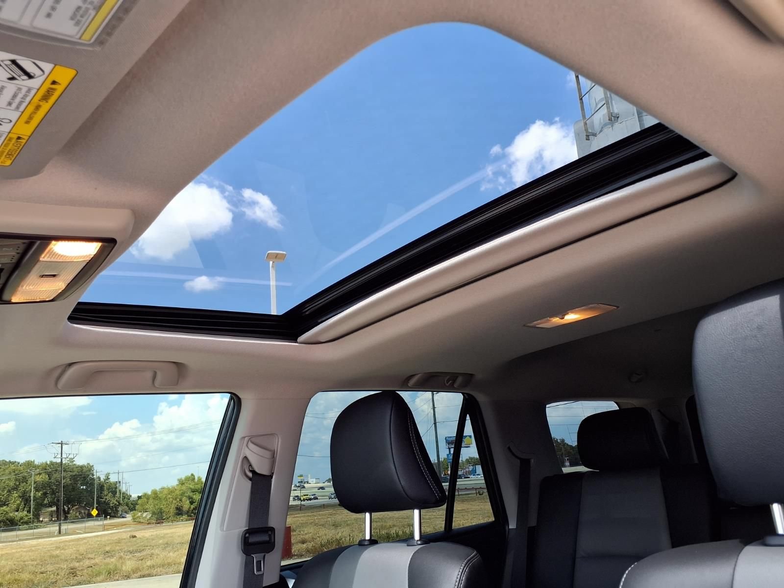 Certified 2023 Toyota 4Runner SR5 Premium w/ Moonroof Package AWD/4WD image 17
