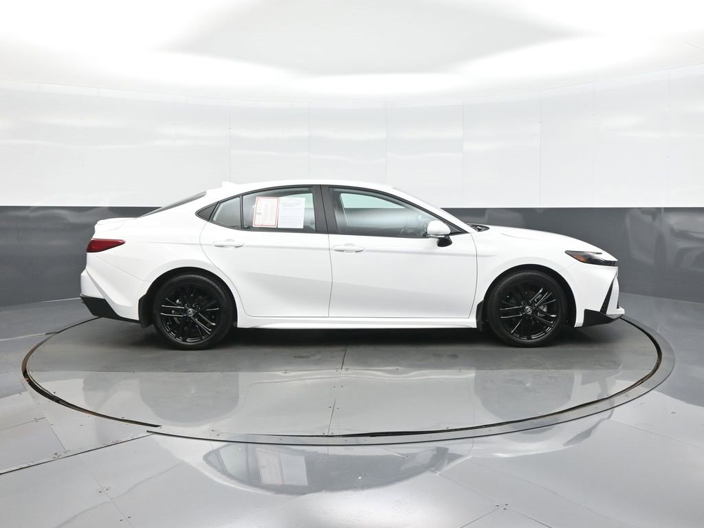 Certified 2025 Toyota Camry SE image 8