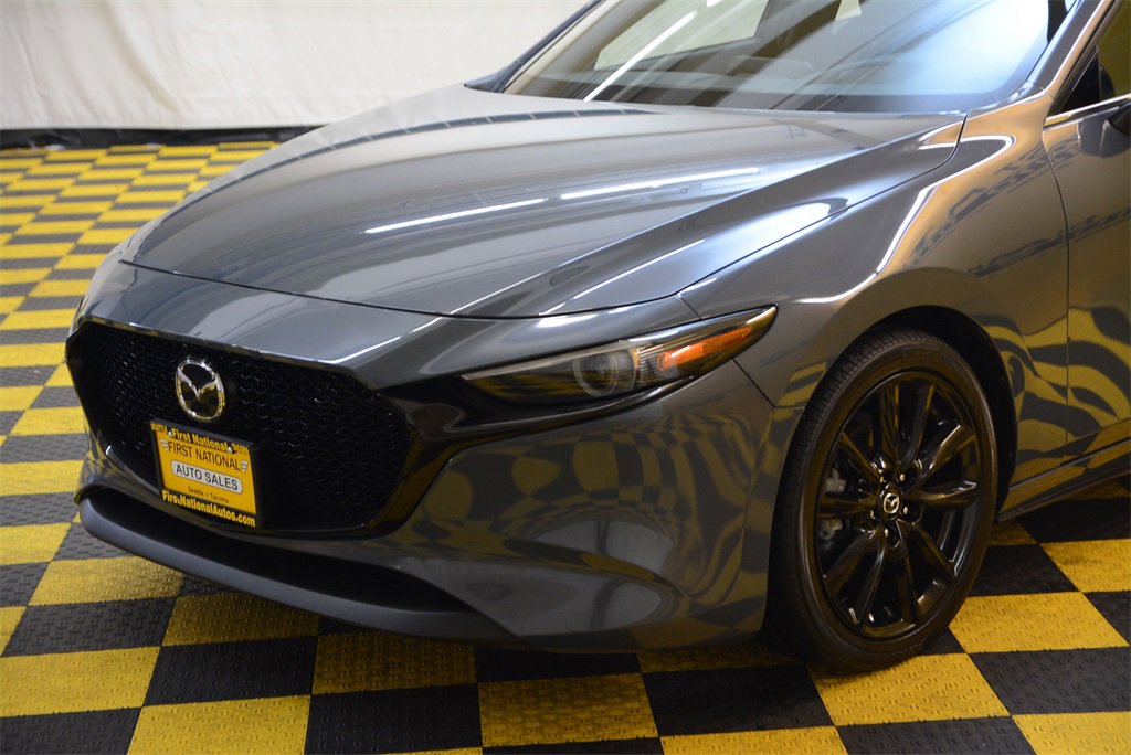 Used 2020 MAZDA MAZDA3 Hatchback w/ Premium Package image 5