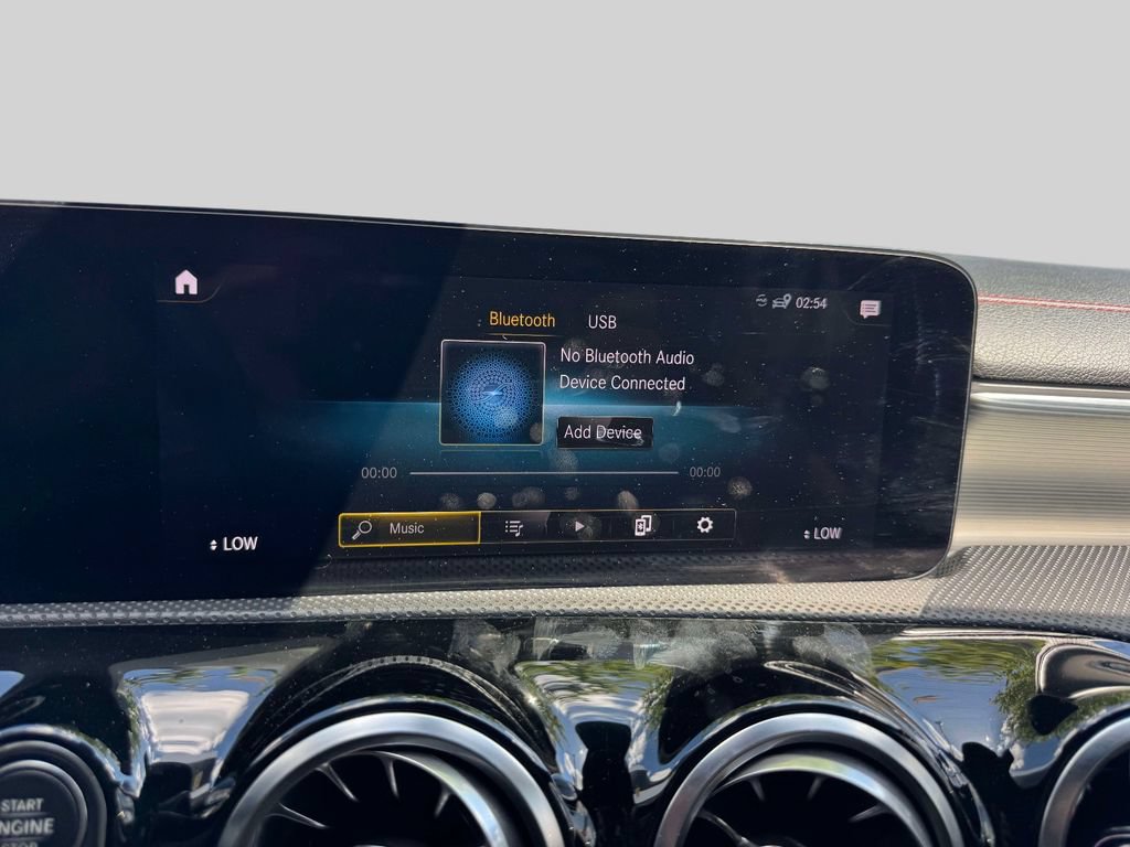 Used 2022 Mercedes-Benz CLA 250 4MATIC image 20