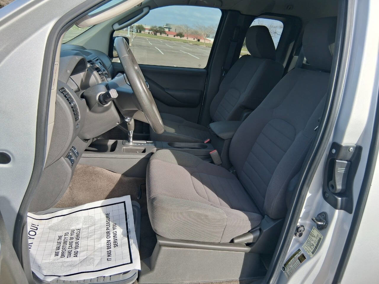 Used 2010 Nissan Frontier SE w/ Power Pkg image 10