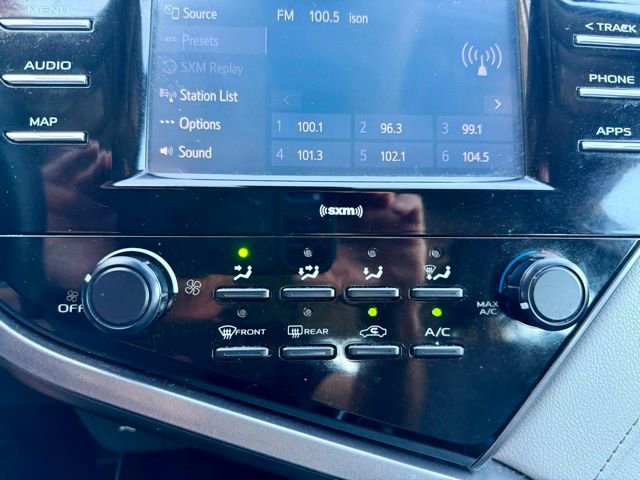 Used 2020 Toyota Camry LE FWD image 32