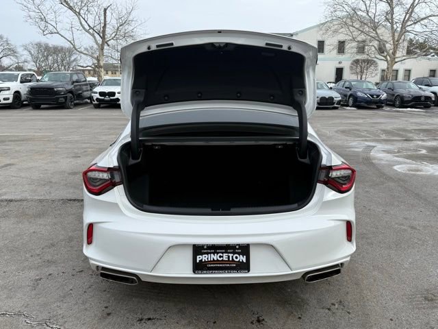 Used 2022 Acura TLX image 11